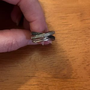 Kay Jewelers Black and Colorless Diamond Twist Ring